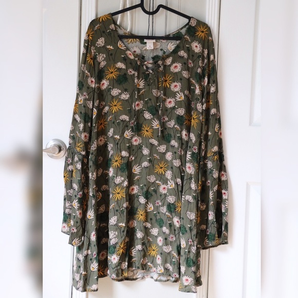 Dresses & Skirts - Flower Dress